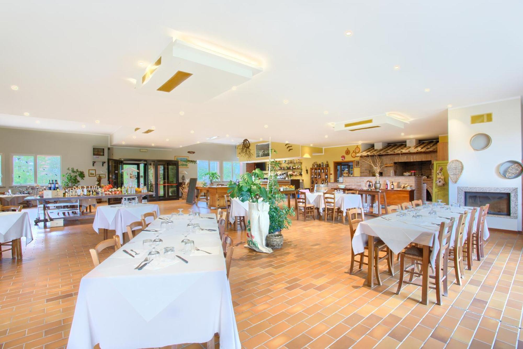 Borgo San Pecoraio Resort Riparbella Exteriör bild